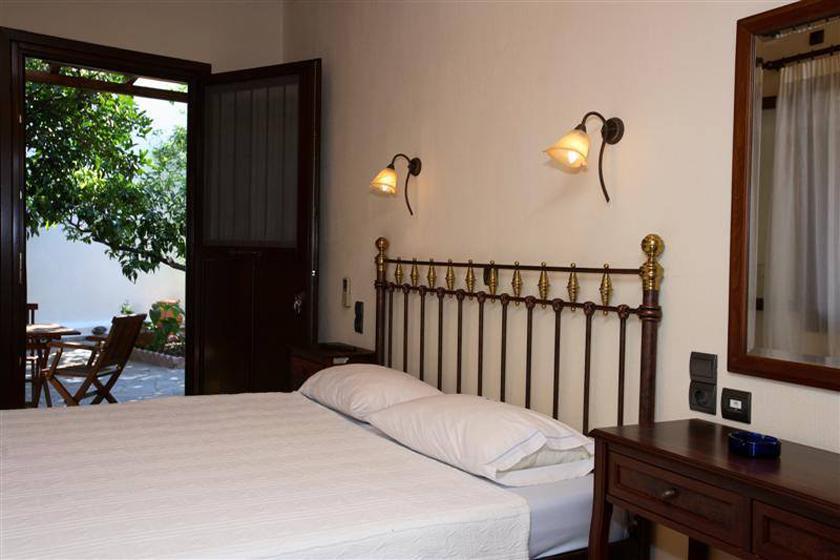 Mirsinia Apartments - Skopelos Loutraki  ภายนอก รูปภาพ