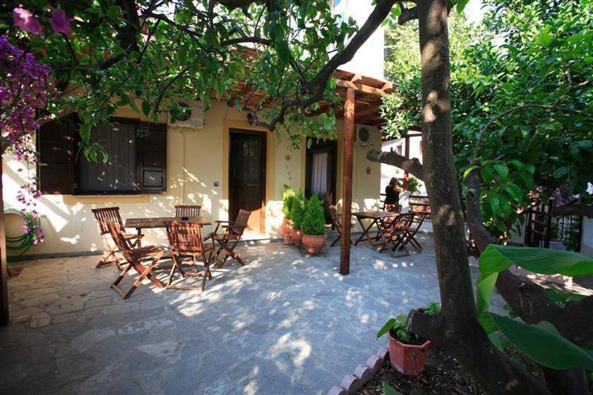 Mirsinia Apartments - Skopelos Loutraki  ภายนอก รูปภาพ